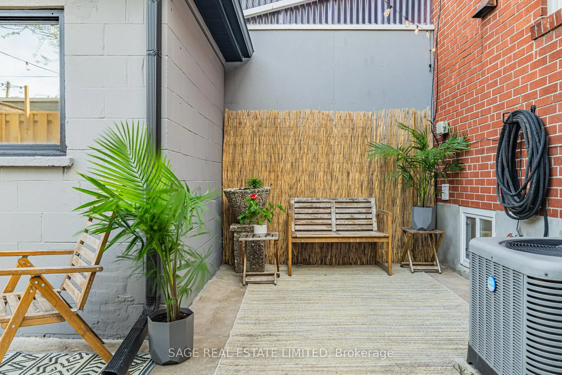 Photo 40 of 39A Uxbridge Avenue, Toronto, Weston-Pellam Park — HOMEH