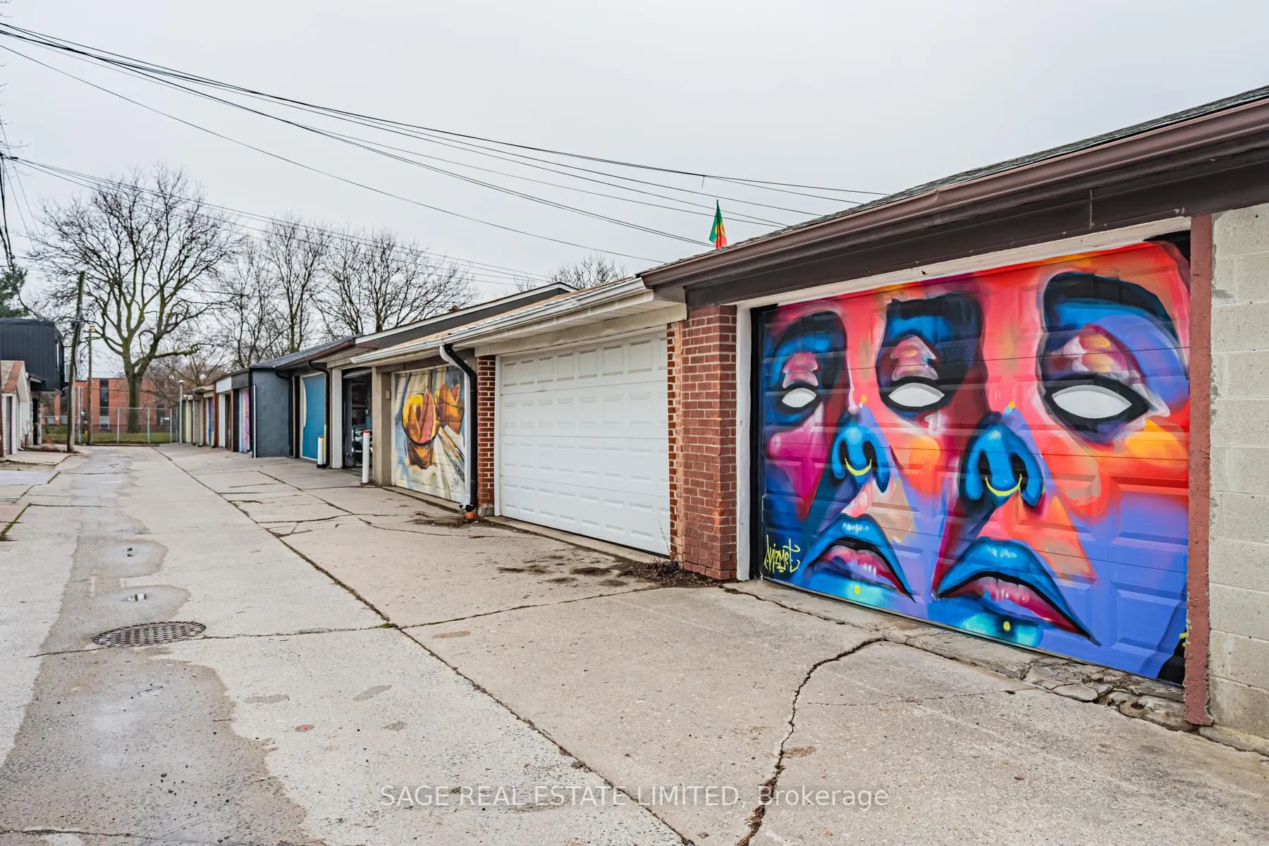 Photo 50 of 39A Uxbridge Avenue, Toronto, Weston-Pellam Park — HOMEH