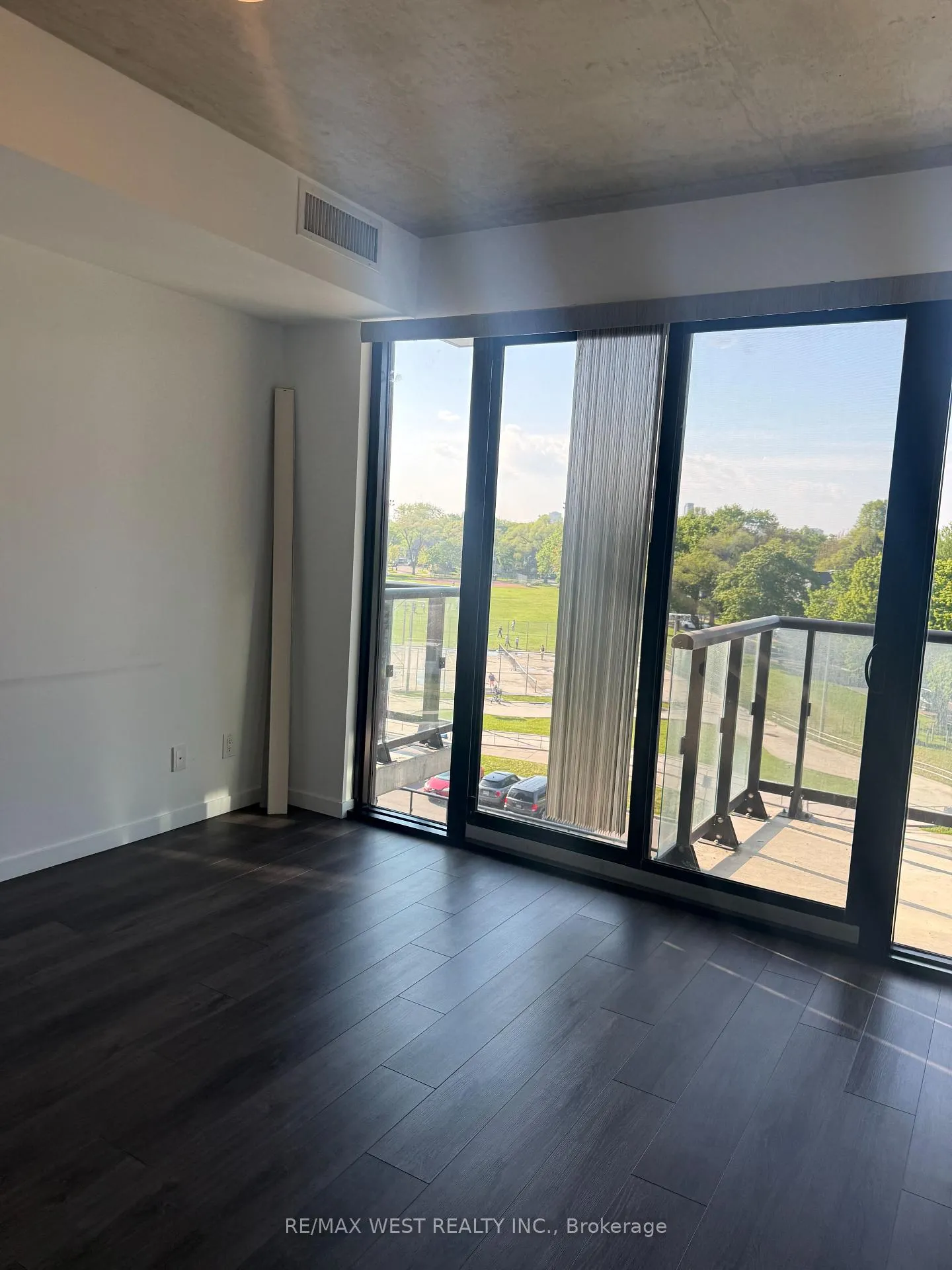 Photo 16 of Unit 407, 7 Smith Crescent, Etobicoke, Stonegate-Queensway — HOMEH