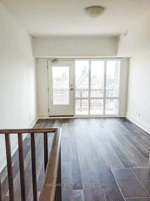 Photo 2 of Unit 3rd Floor, 984 Dovercourt Road, Toronto, Dovercourt-Wallace Emerson-Junction — HOMEH