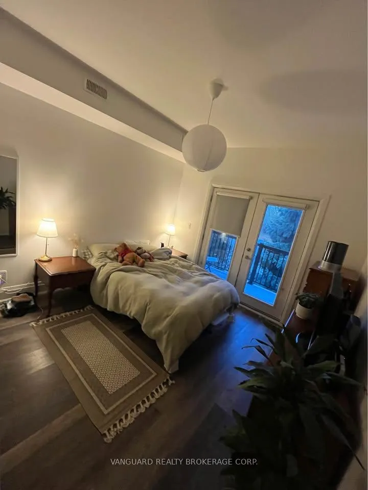 Photo 6 of Unit 3rd Floor, 984 Dovercourt Road, Toronto, Dovercourt-Wallace Emerson-Junction — HOMEH