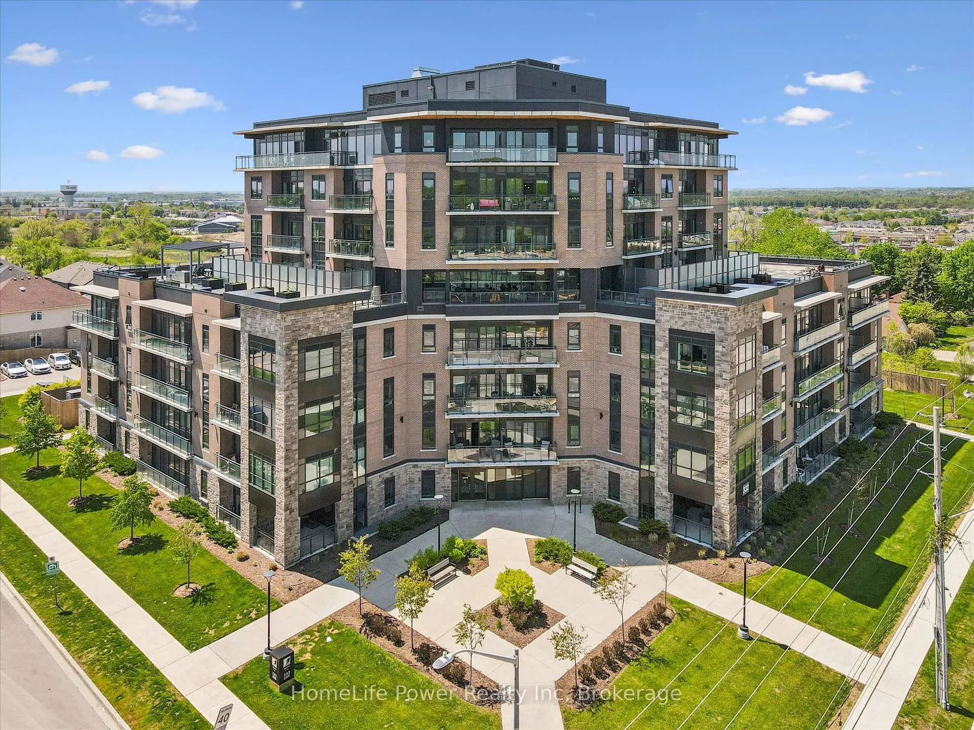 Front of Unit 803, 332 Gosling Gardens