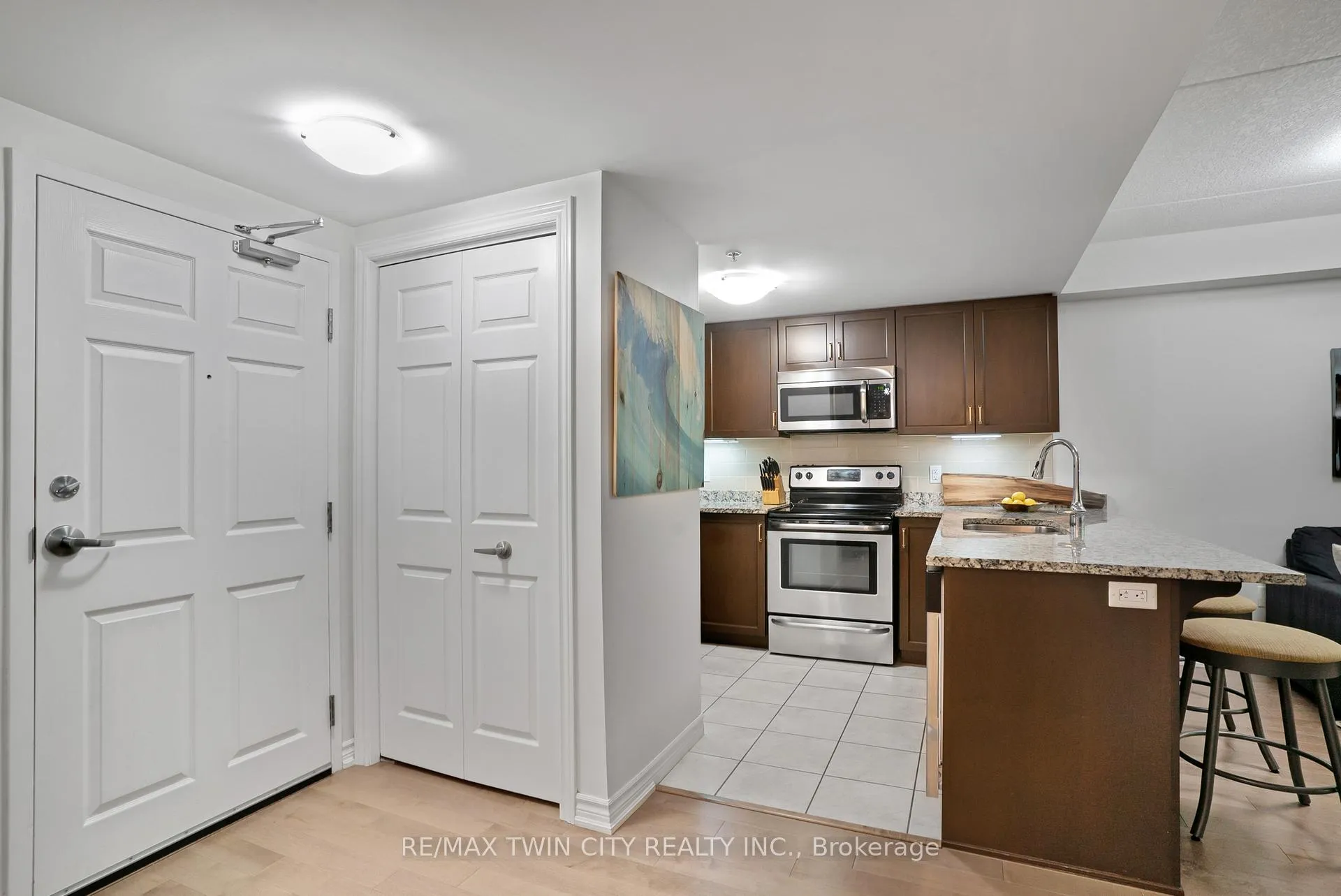 Photo 8 of Unit LL06, 50 Bryan Court, Kitchener, Grand River South — HOMEH