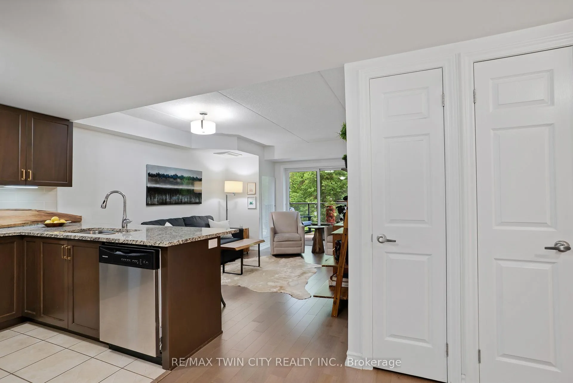 Photo 9 of Unit LL06, 50 Bryan Court, Kitchener, Grand River South — HOMEH