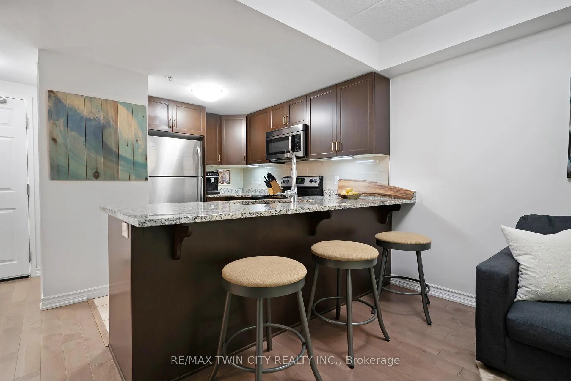 Photo 12 of Unit LL06, 50 Bryan Court, Kitchener, Grand River South — HOMEH