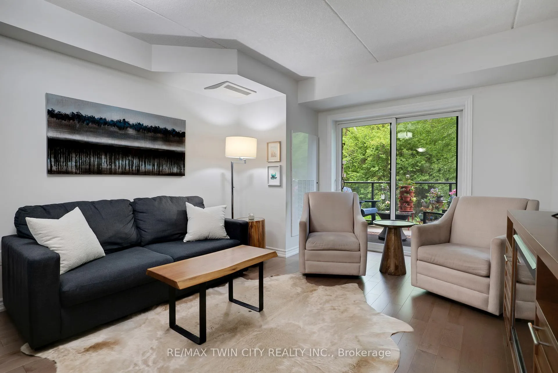 Photo 14 of Unit LL06, 50 Bryan Court, Kitchener, Grand River South — HOMEH