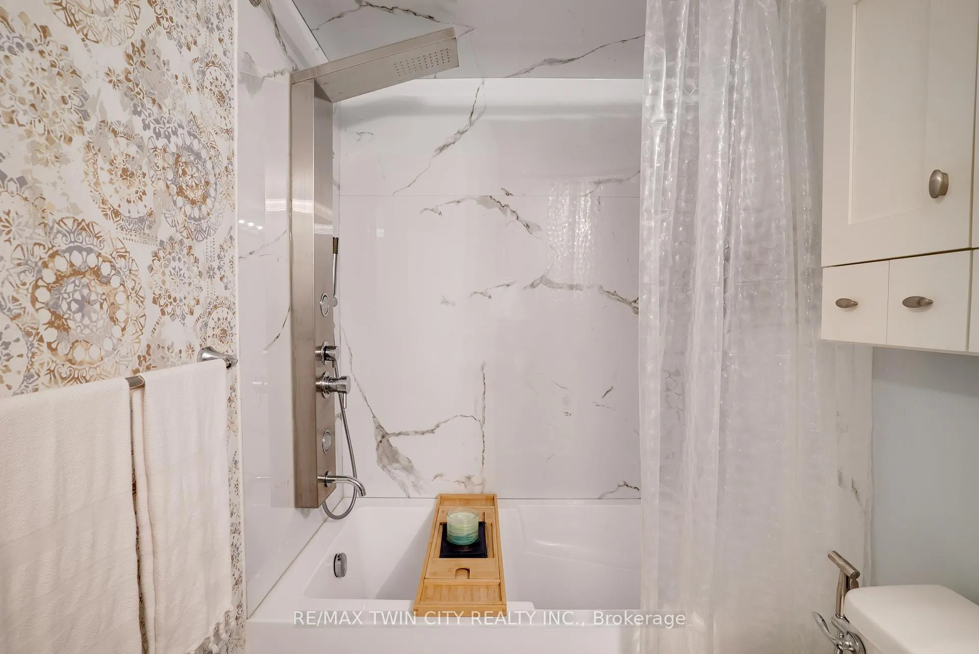 Photo 23 of Unit LL06, 50 Bryan Court, Kitchener, Grand River South — HOMEH