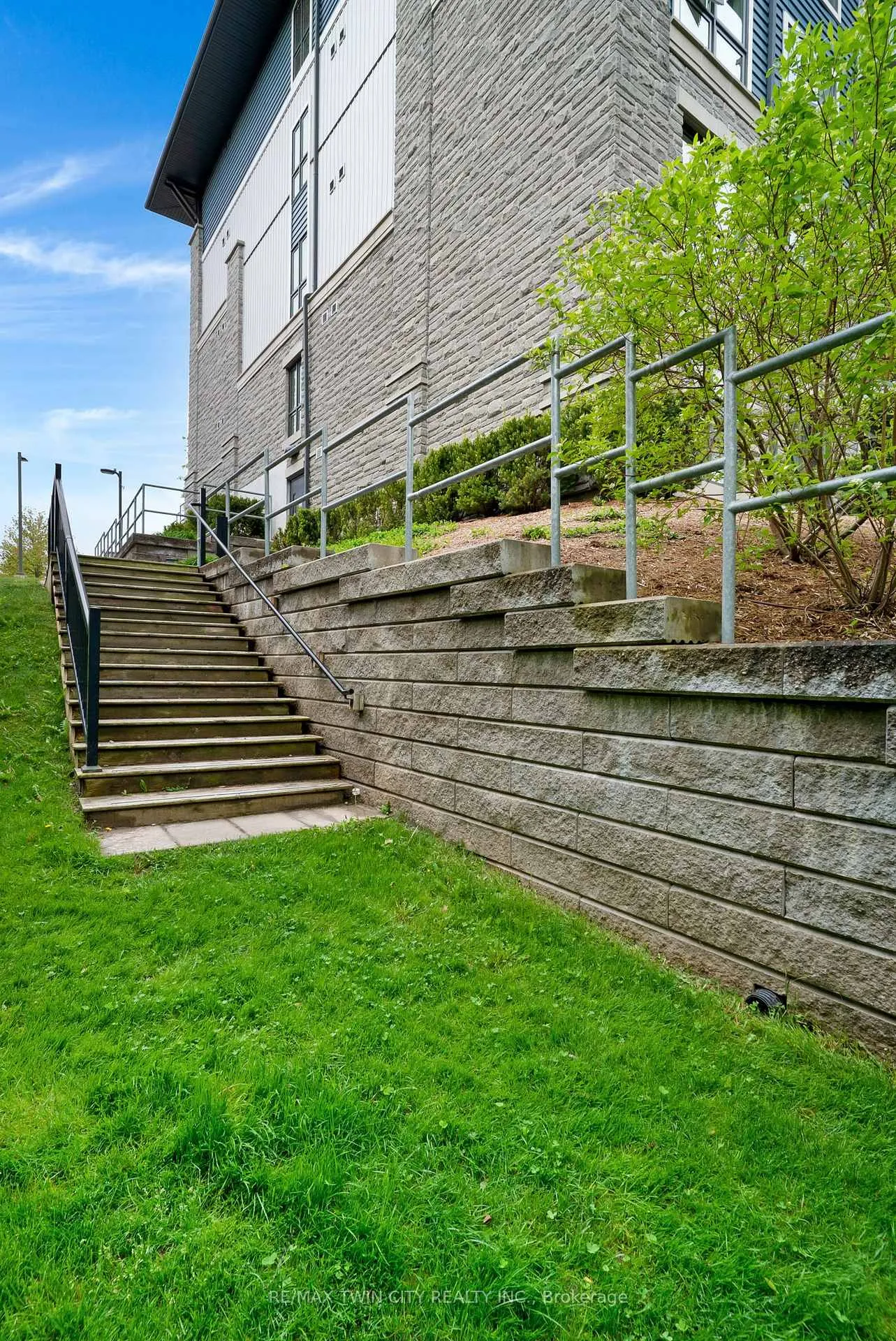 Photo 32 of Unit LL06, 50 Bryan Court, Kitchener, Grand River South — HOMEH