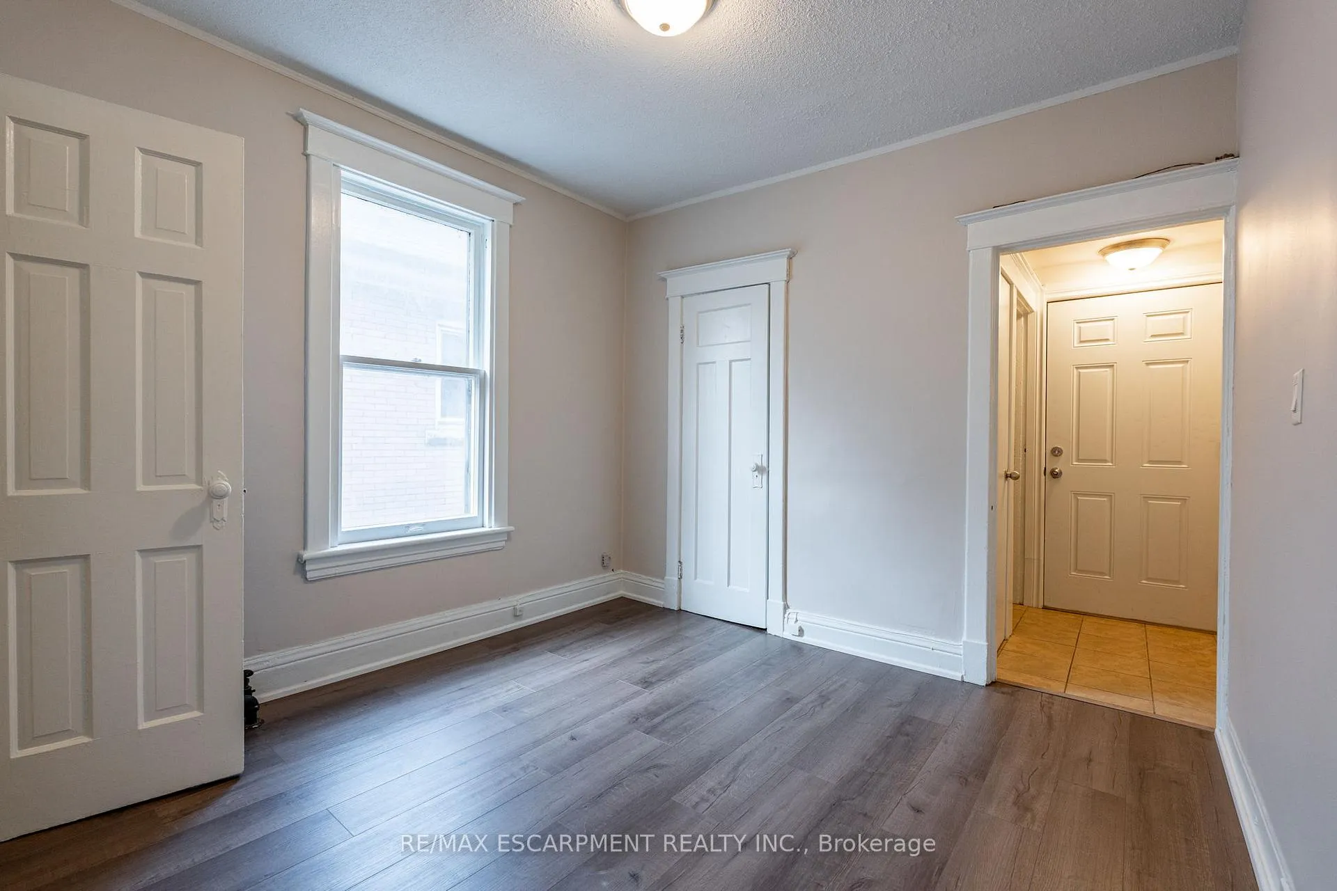 Photo 2 of Unit 3, 89 Carrick Avenue, Hamilton, Stipley — HOMEH