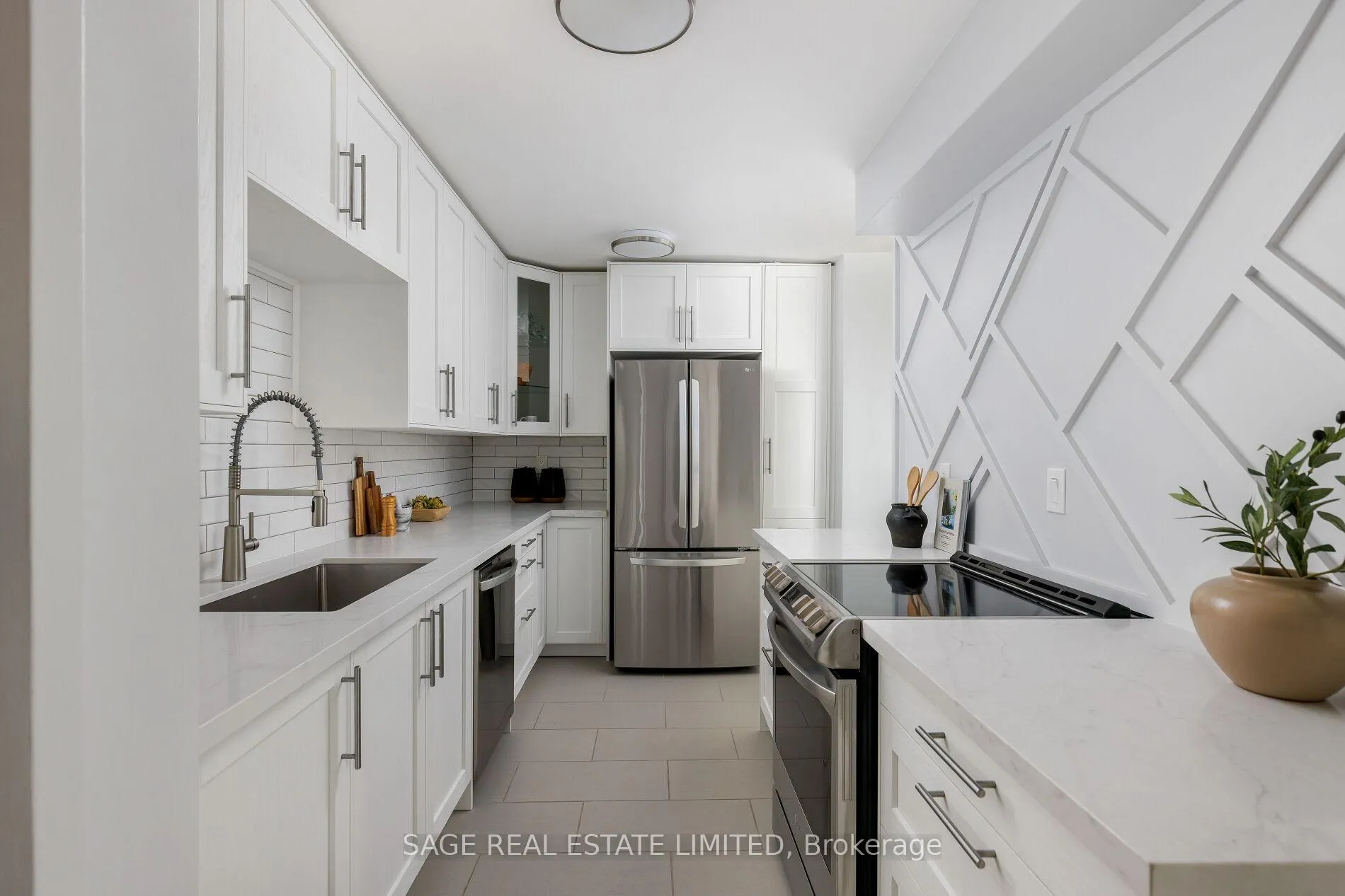 Photo 23 of Unit 510, 61 Richview Road, Etobicoke, Humber Heights — HOMEH