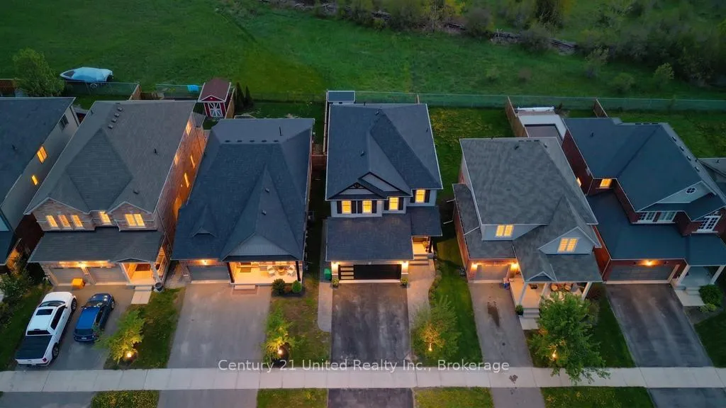 Photo 2 of 604 Settlers Ridge, Peterborough, Northcrest Ward 5 — HOMEH