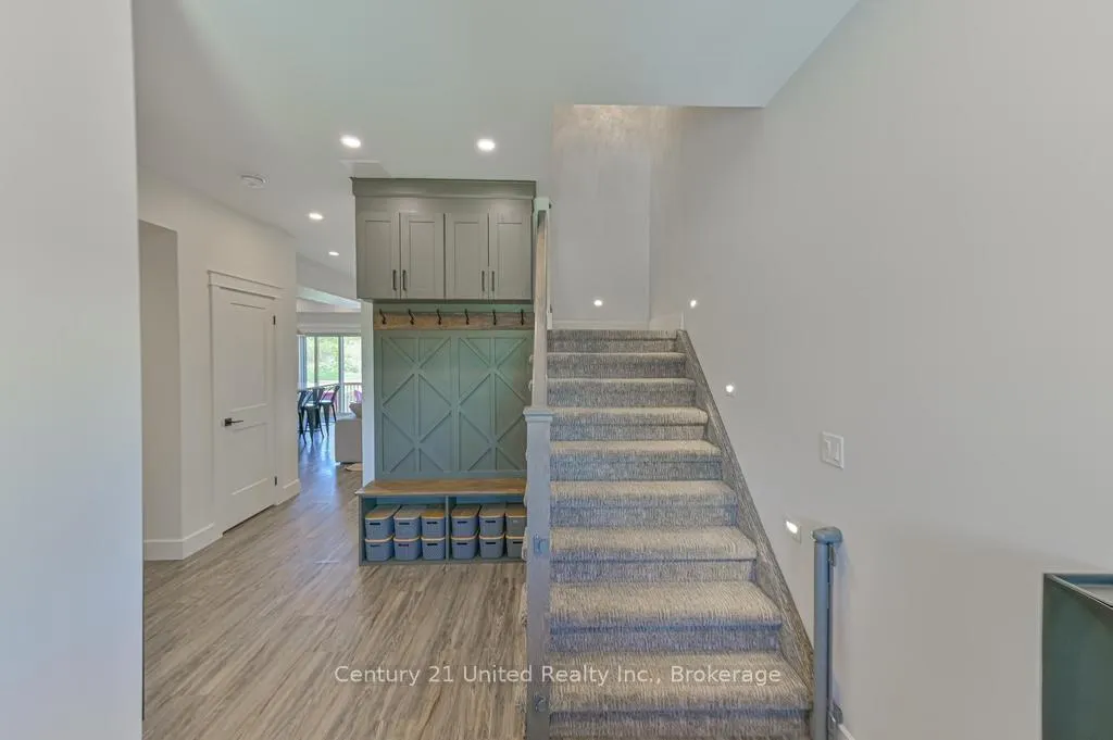 Photo 4 of 604 Settlers Ridge, Peterborough, Northcrest Ward 5 — HOMEH