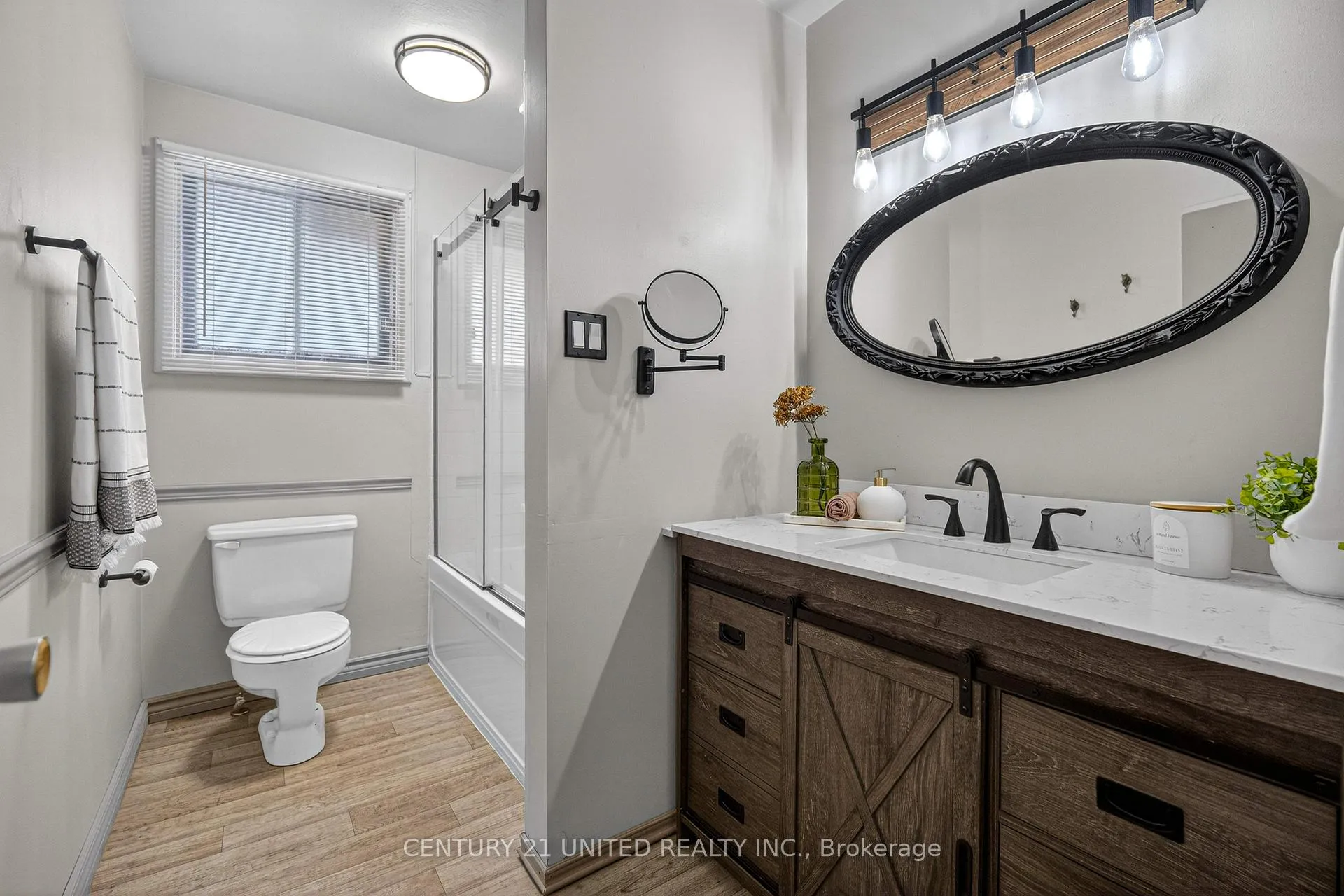 Photo 14 of 794 Foxe Street, Peterborough, Northcrest Ward 5 — HOMEH