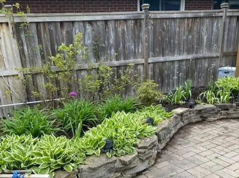 Photo 31 of 794 Foxe Street, Peterborough, Northcrest Ward 5 — HOMEH