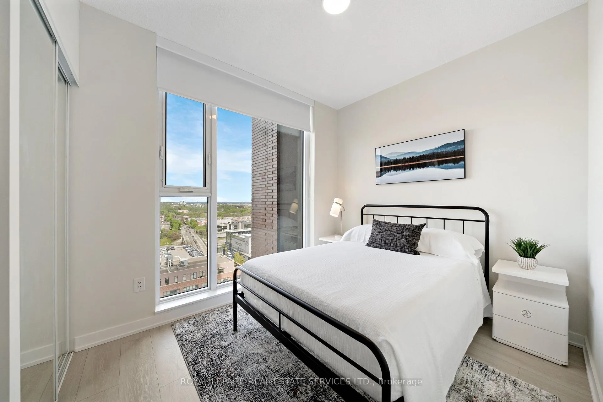 Photo 17 of Unit 1411, 130 River Street, Toronto, Regent Park — HOMEH