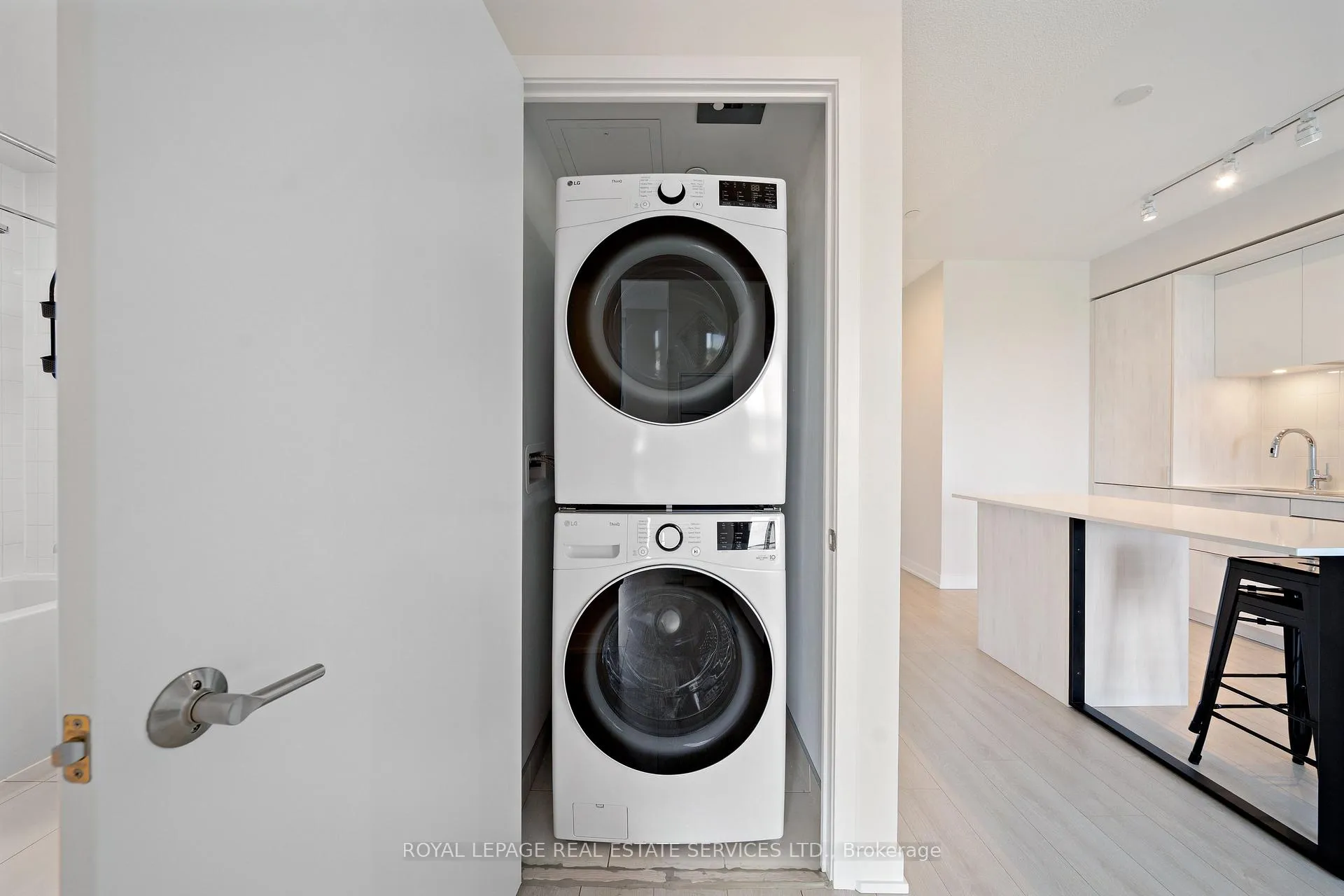 Photo 20 of Unit 1411, 130 River Street, Toronto, Regent Park — HOMEH