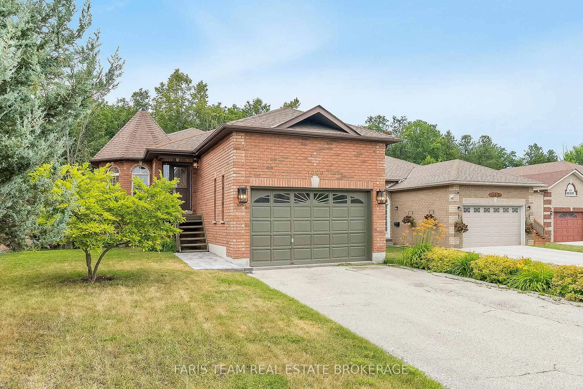 Photo 1 of 1006 Leslie Drive, Innisfil, Alcona — HOMEH