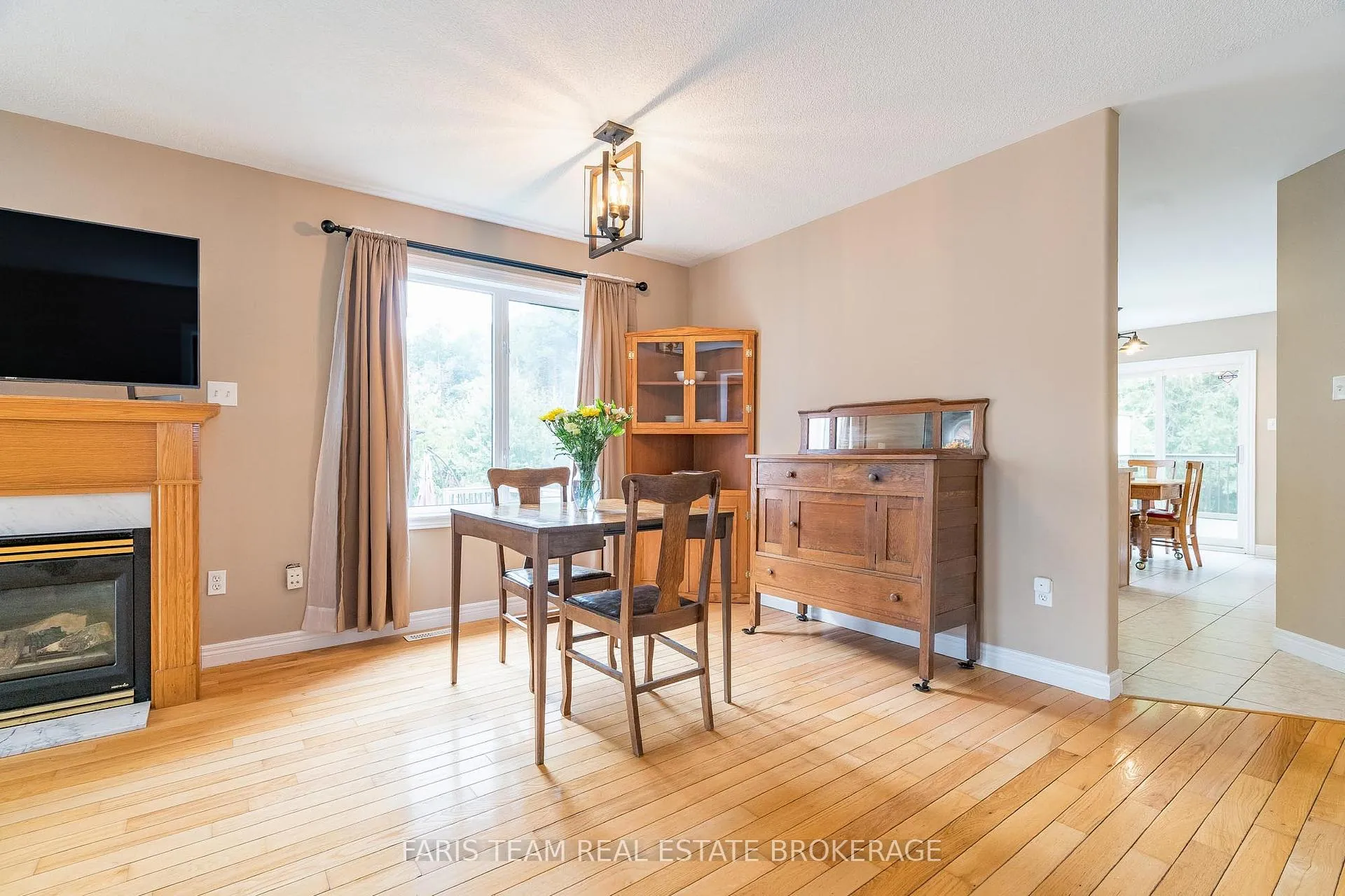 Photo 14 of 1006 Leslie Drive, Innisfil, Alcona — HOMEH