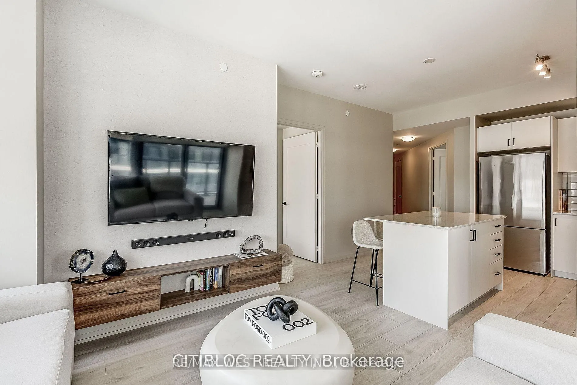 Photo 16 of Unit 1408, 9000 Jane Street, Vaughan, Concord — HOMEH