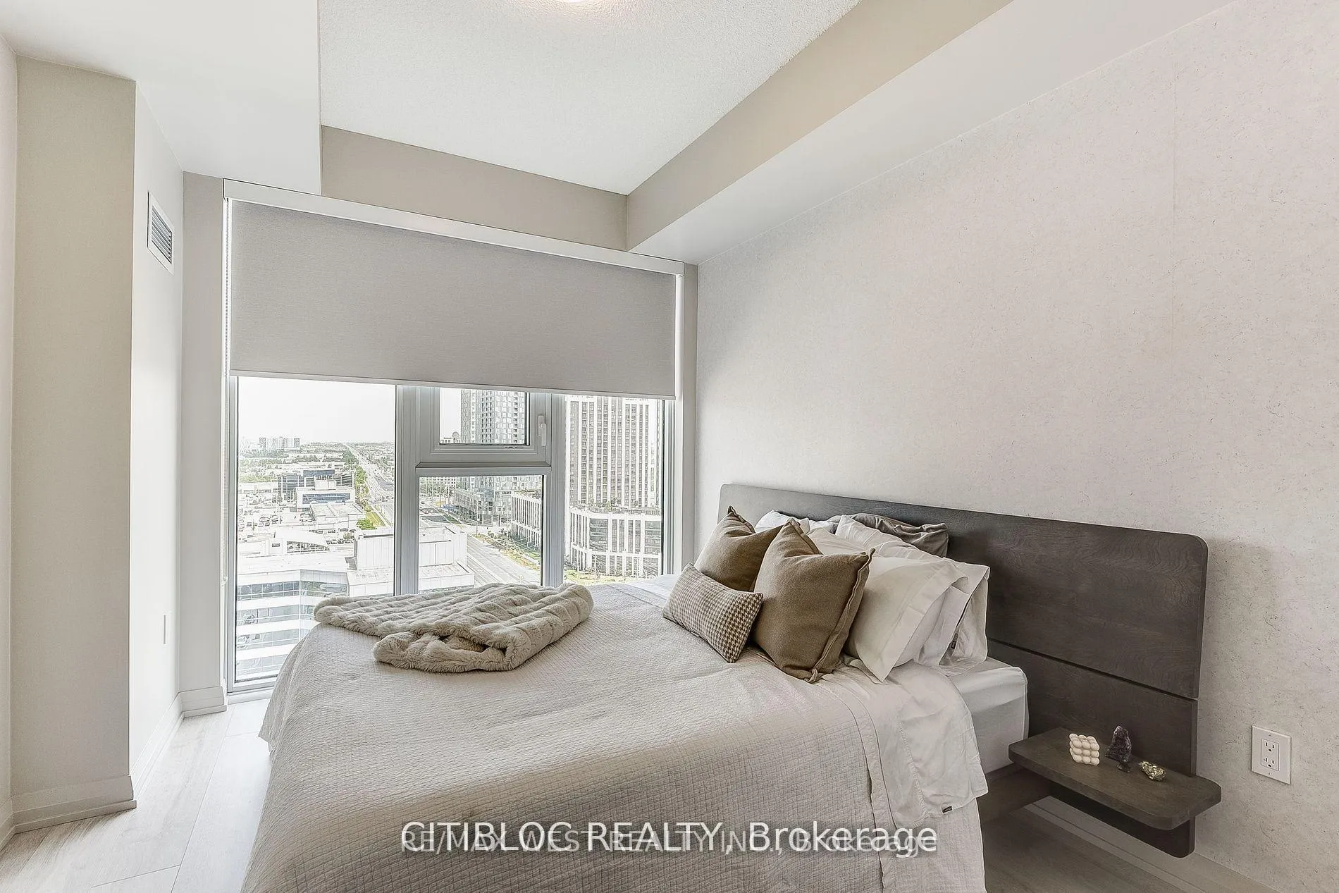 Photo 18 of Unit 1408, 9000 Jane Street, Vaughan, Concord — HOMEH
