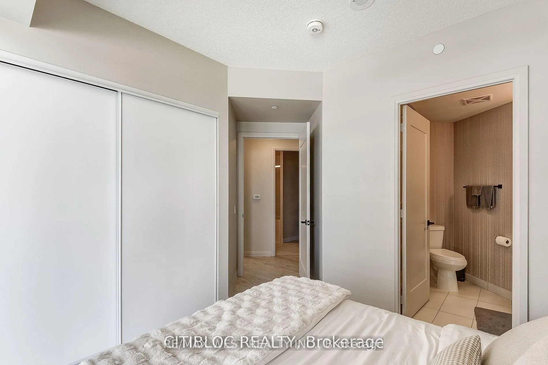 Photo 22 of Unit 1408, 9000 Jane Street, Vaughan, Concord — HOMEH