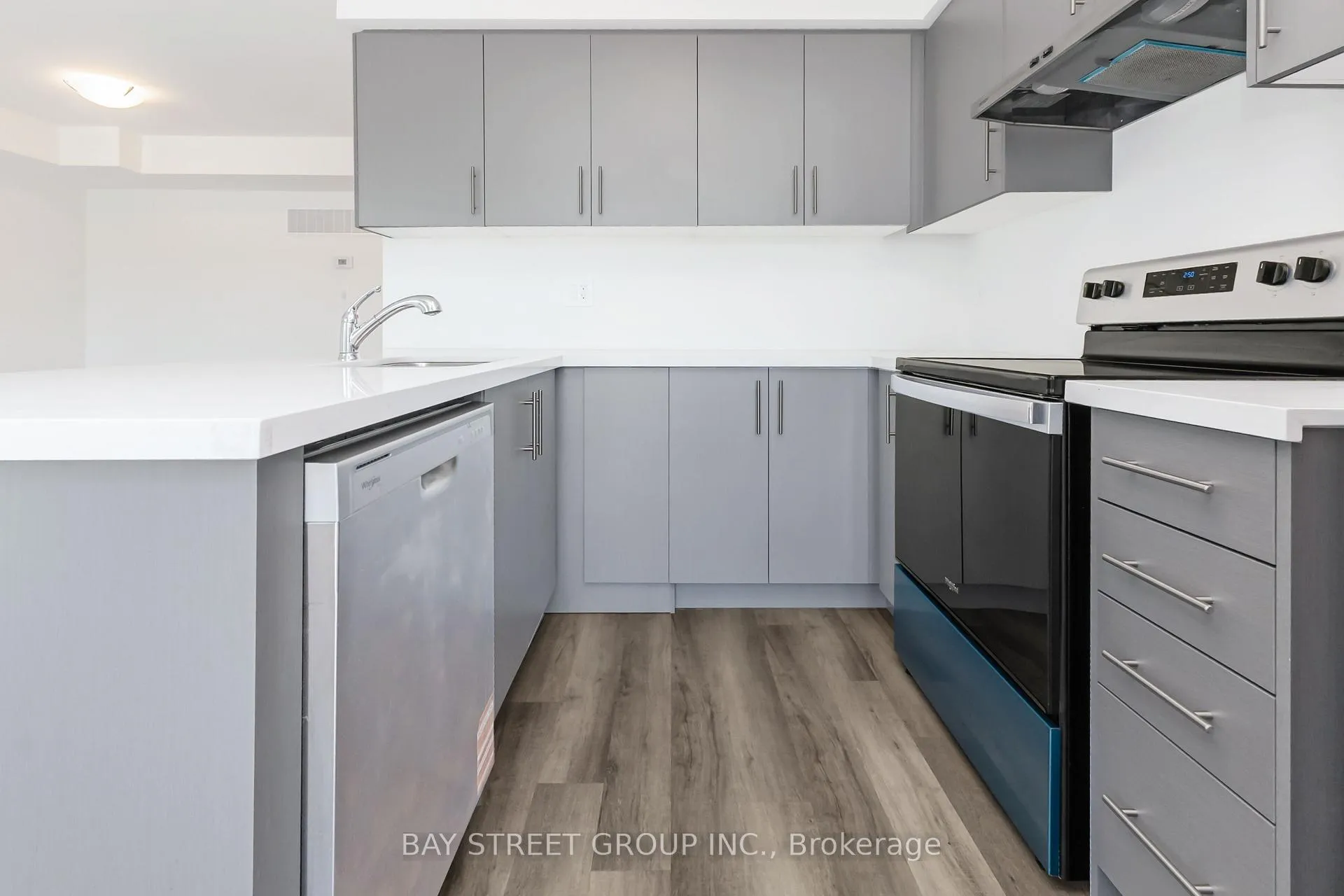 Photo 7 of Unit 17, 15 Romilly Avenue, Brampton, Northwest Brampton — HOMEH