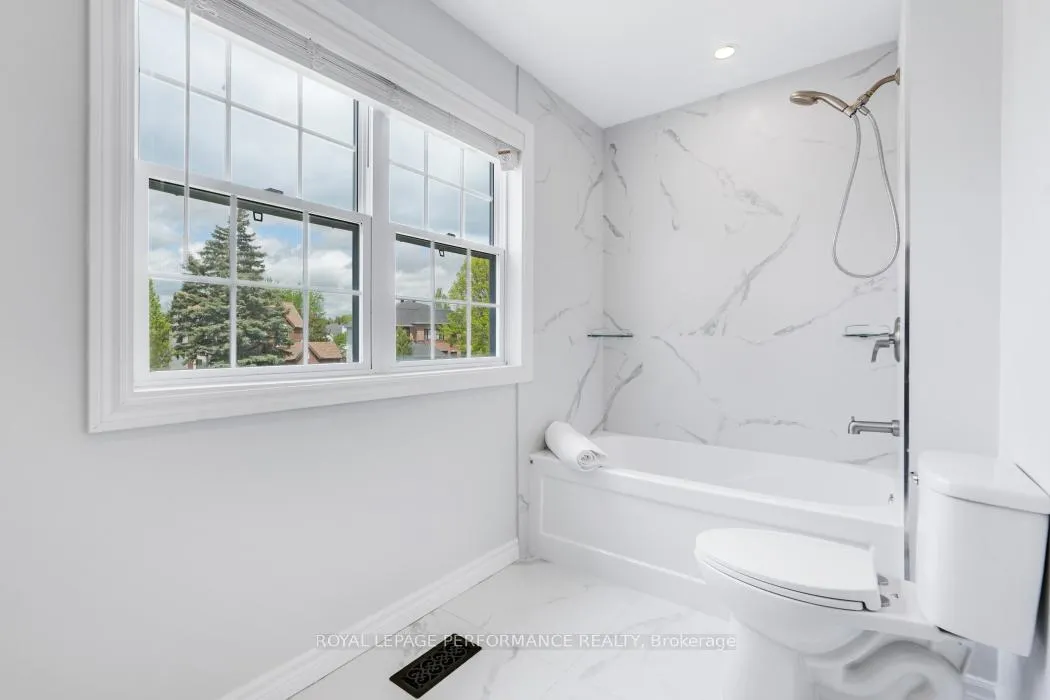 Photo 36 of 846 Montcrest Drive, Ottawa, Fallingbrook/Ridgemount — HOMEH