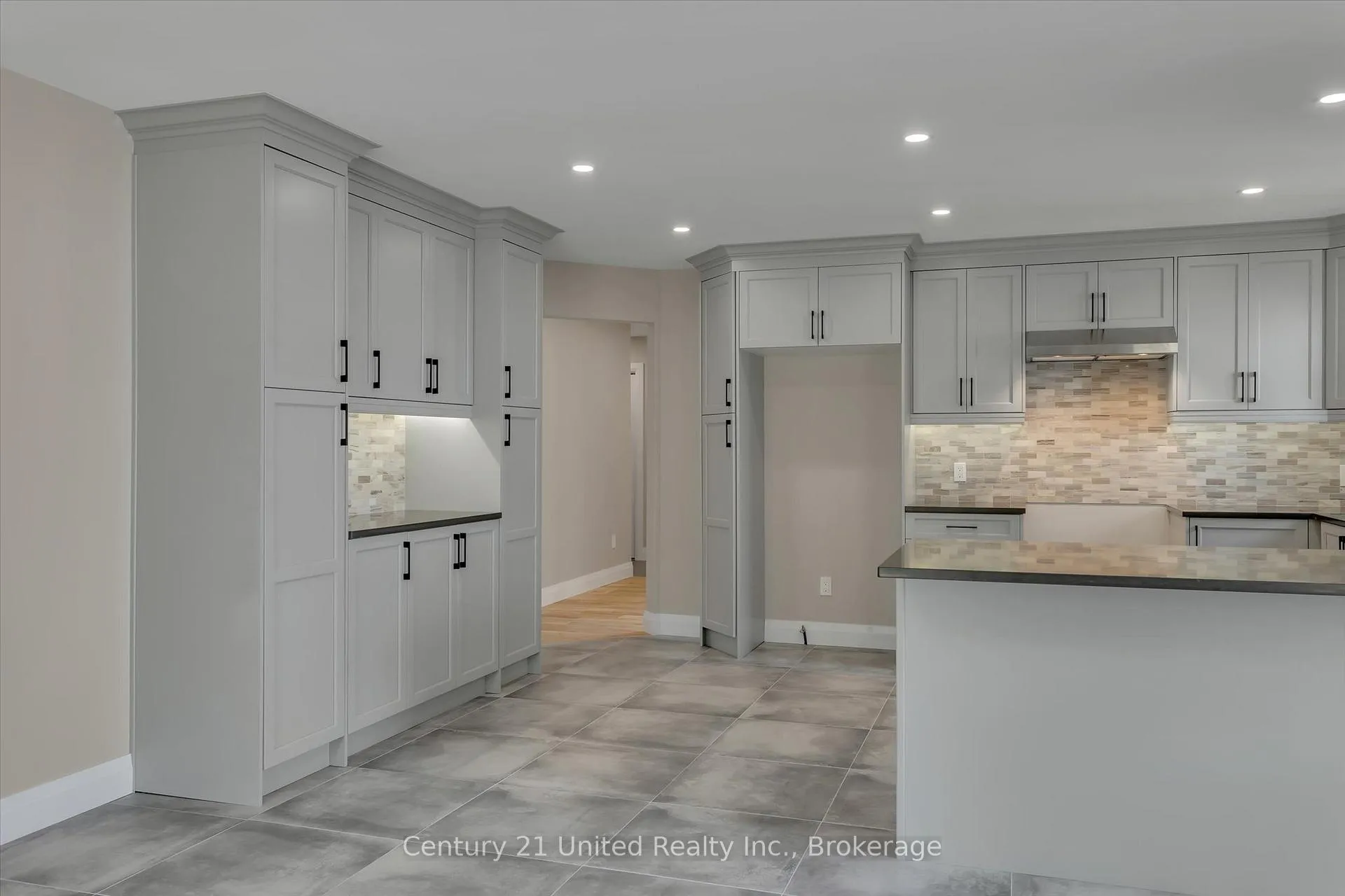 Photo 16 of 2225 Lorraine Drive, Peterborough, Northcrest Ward 5 — HOMEH