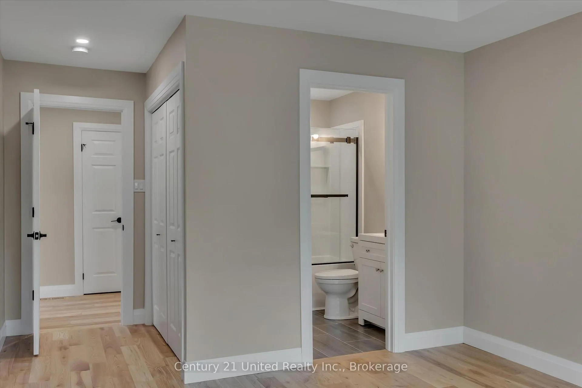 Photo 23 of 2225 Lorraine Drive, Peterborough, Northcrest Ward 5 — HOMEH
