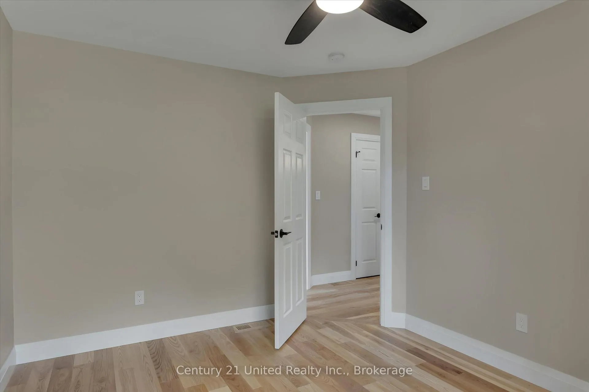 Photo 27 of 2225 Lorraine Drive, Peterborough, Northcrest Ward 5 — HOMEH