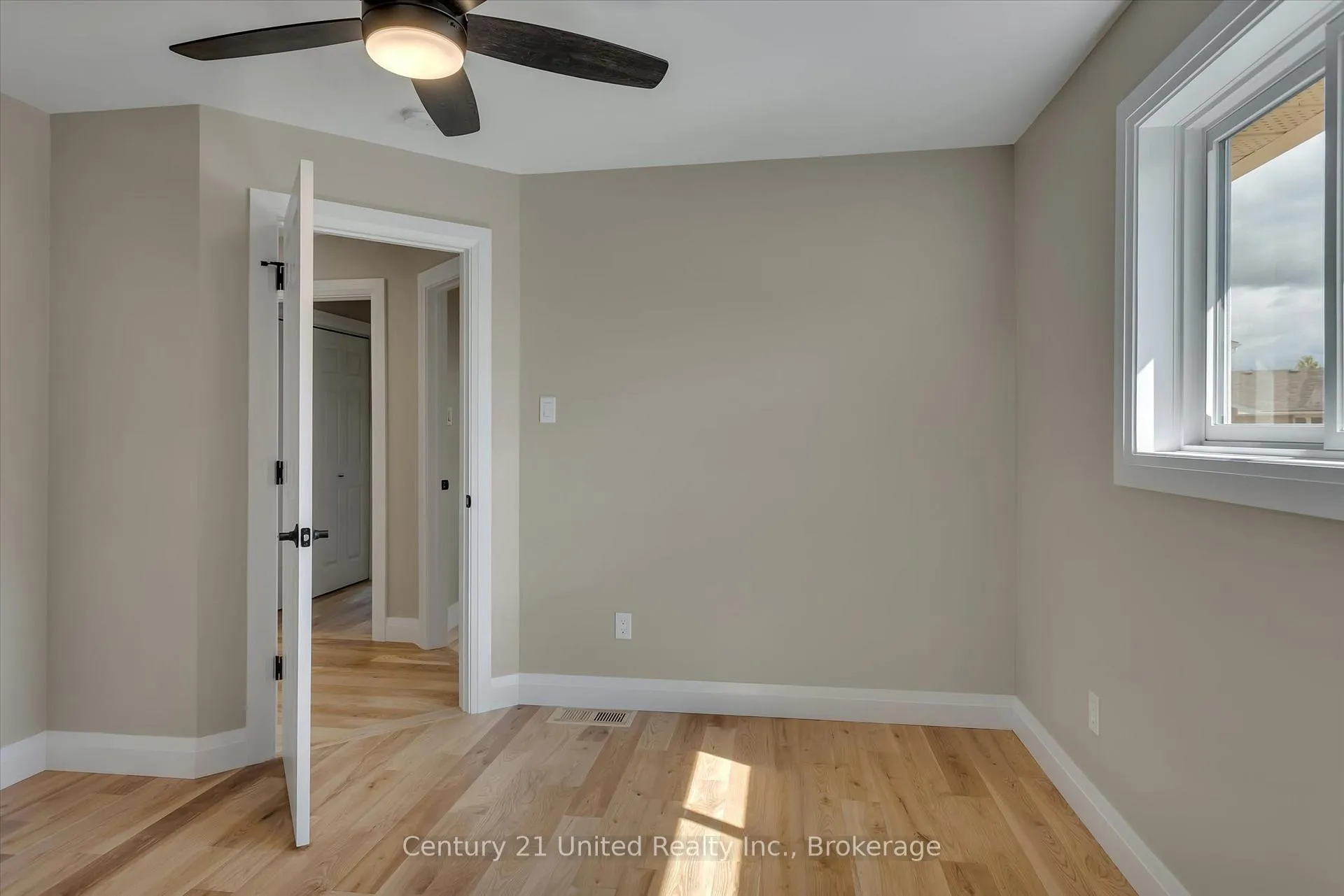 Photo 28 of 2225 Lorraine Drive, Peterborough, Northcrest Ward 5 — HOMEH