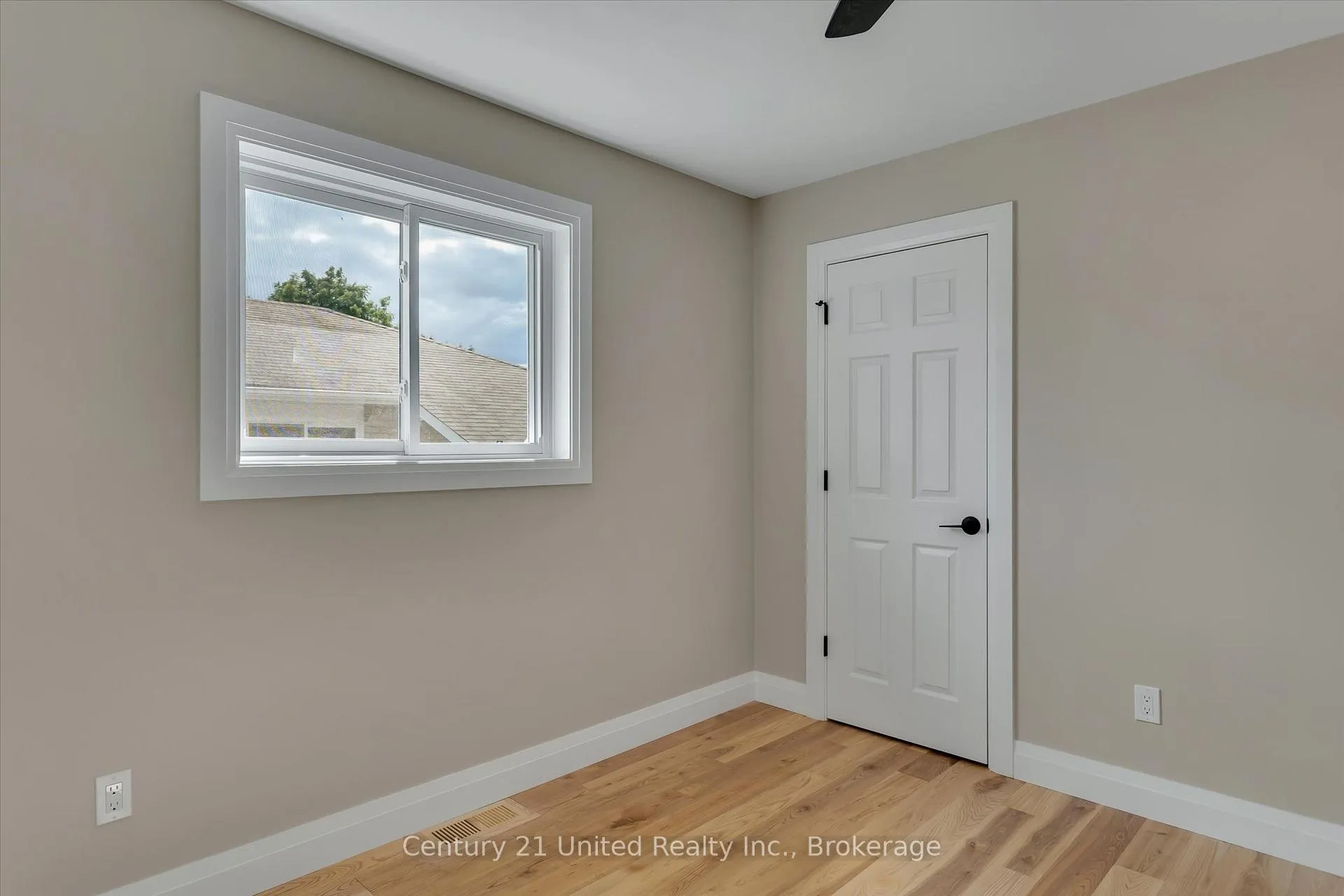 Photo 30 of 2225 Lorraine Drive, Peterborough, Northcrest Ward 5 — HOMEH