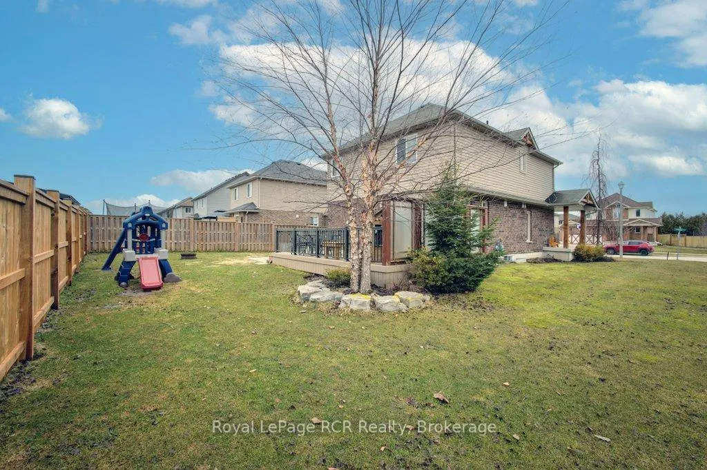 Photo 31 of 11 Green Street, Mapleton, Rural Mapleton — HOMEH