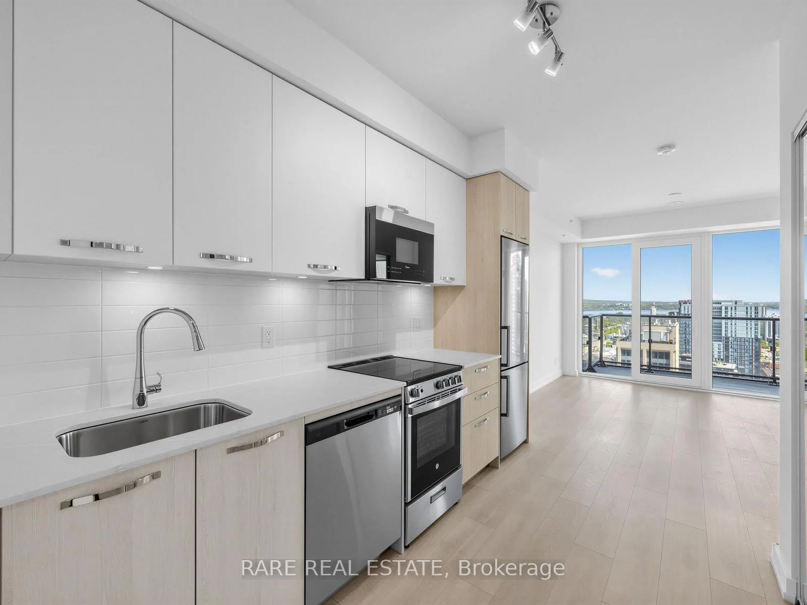 Photo 1 of Unit 2104, 75 James Street, Hamilton, Corktown — HOMEH