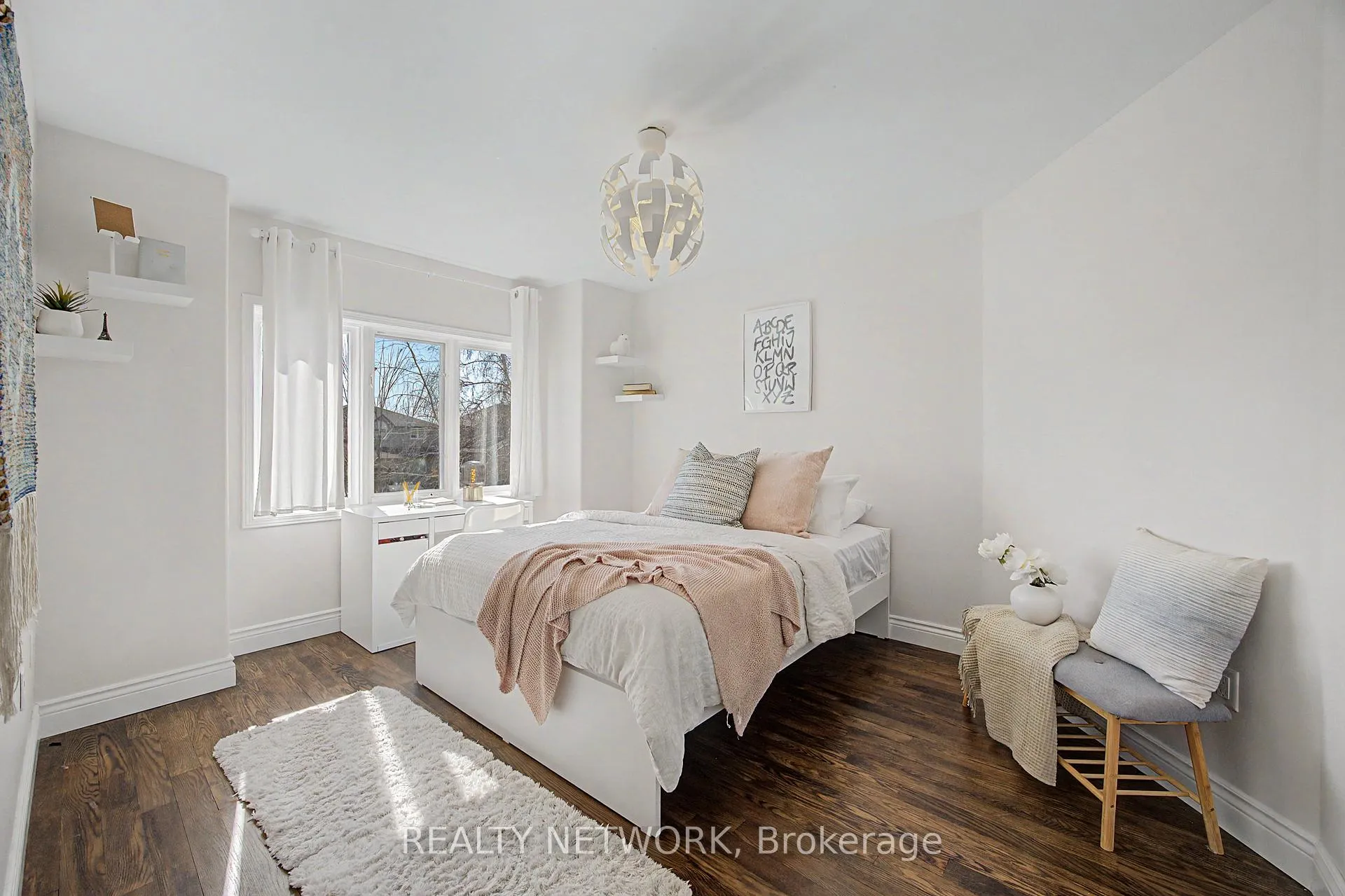 Photo 31 of 34 Highbury Drive, Hamilton, Stoney Creek Mountain — HOMEH