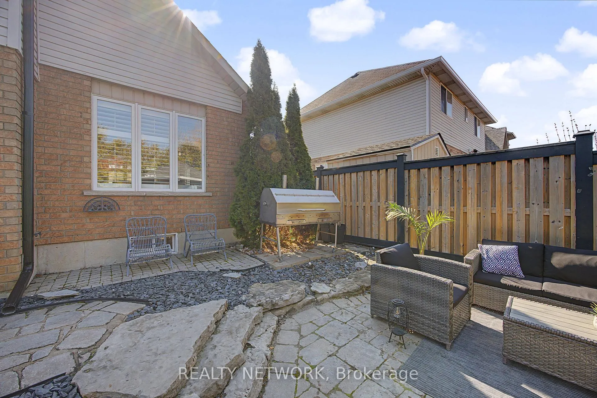 Photo 44 of 34 Highbury Drive, Hamilton, Stoney Creek Mountain — HOMEH