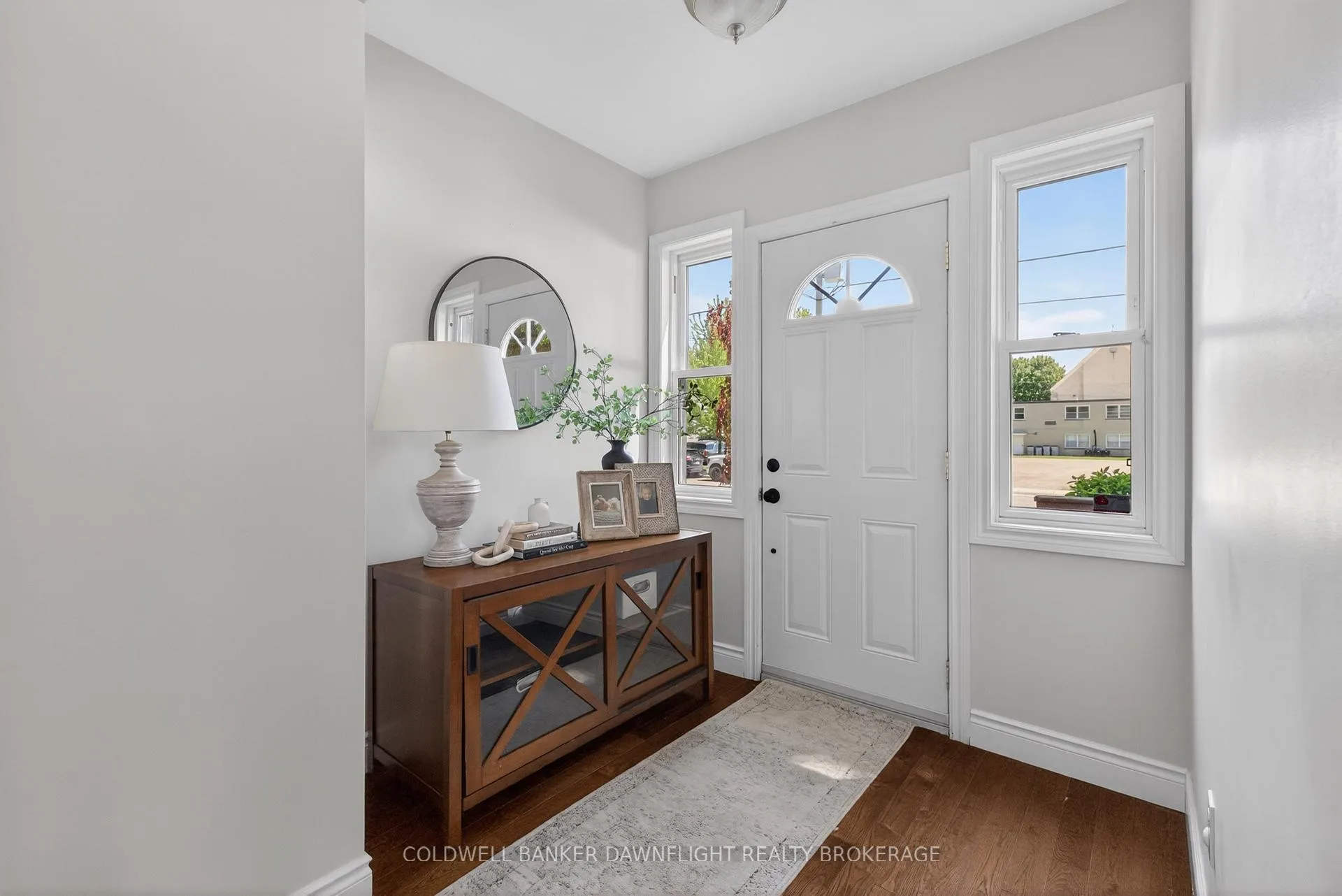 Photo 5 of 78 Queen Street, Bluewater, Hensall — HOMEH