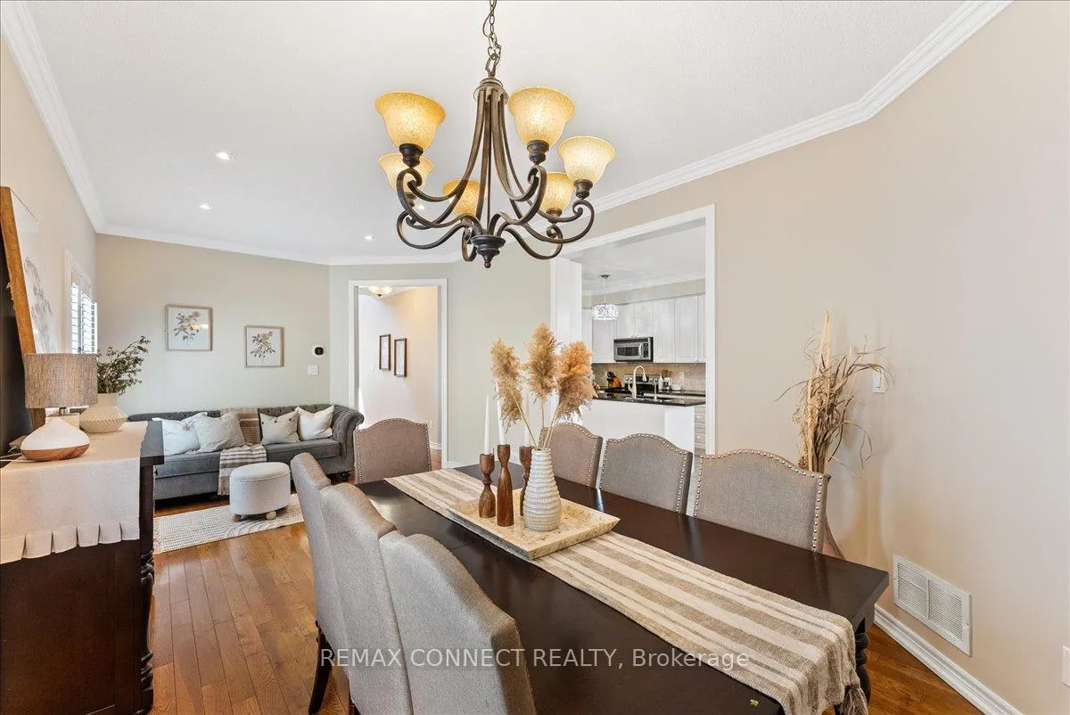 Photo 8 of 67 Cranborne Crescent, Whitby, Brooklin — HOMEH