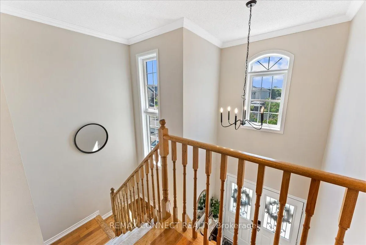 Photo 21 of 67 Cranborne Crescent, Whitby, Brooklin — HOMEH