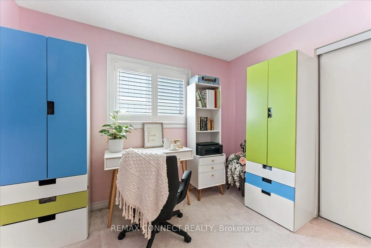 Photo 33 of 67 Cranborne Crescent, Whitby, Brooklin — HOMEH