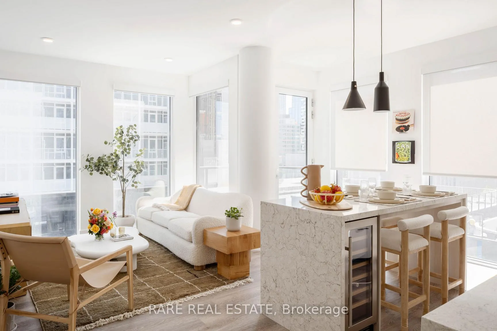 Photo 5 of Unit 1701, 30 Mutual Street, Toronto, Church-Yonge Corridor — HOMEH