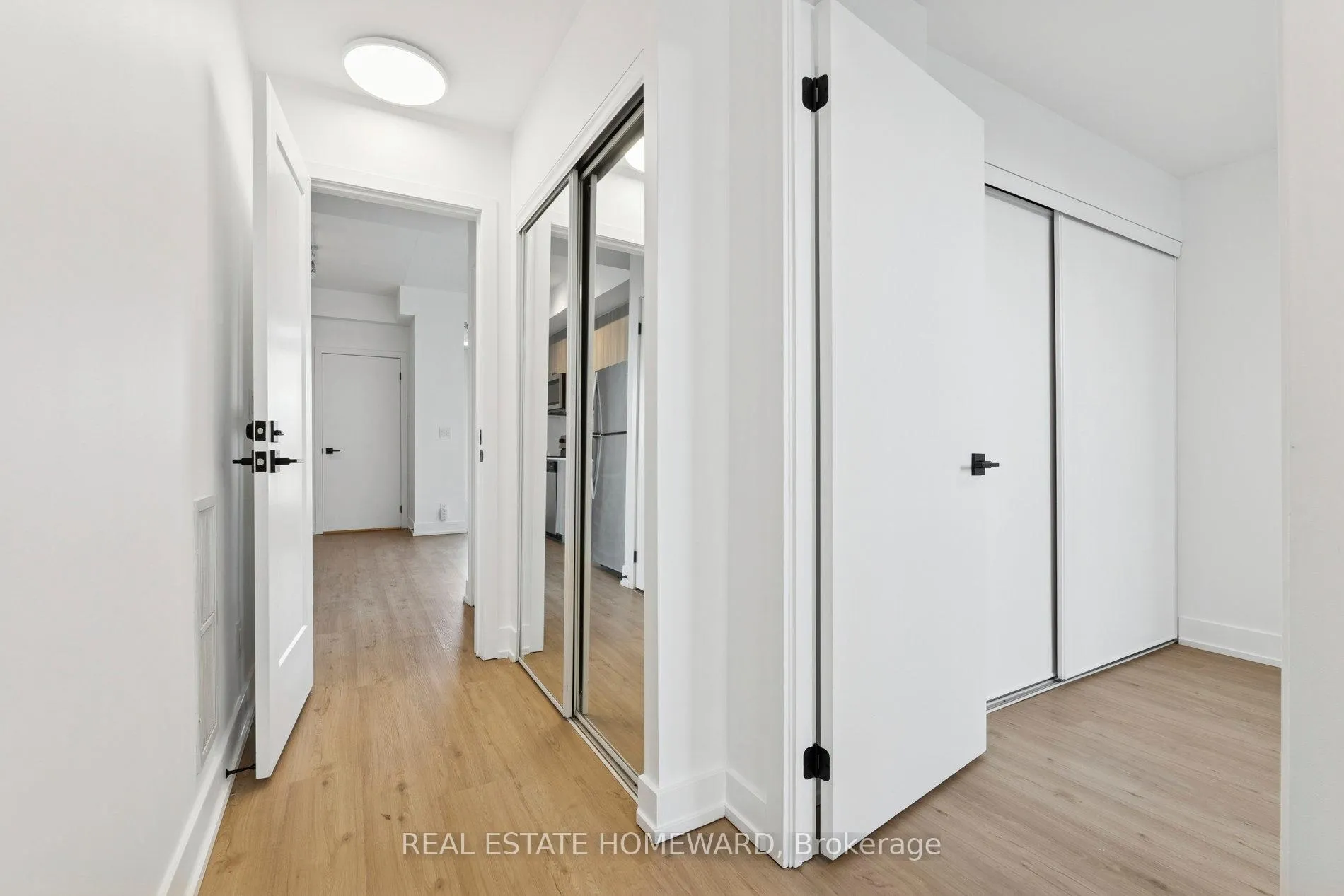 Photo 5 of Unit 21, 1245 Bayly Street, Pickering, Bay Ridges — HOMEH