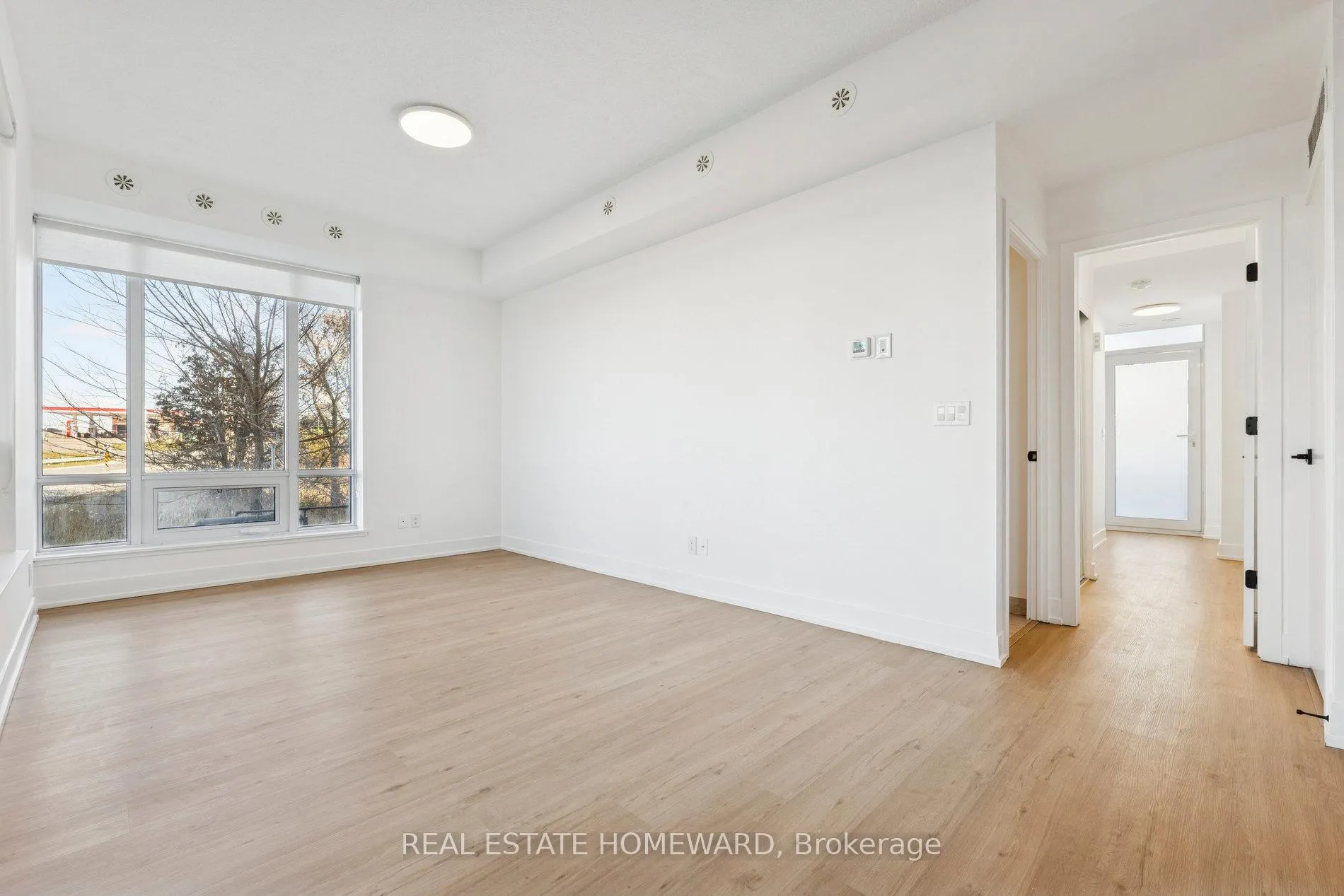 Photo 7 of Unit 21, 1245 Bayly Street, Pickering, Bay Ridges — HOMEH