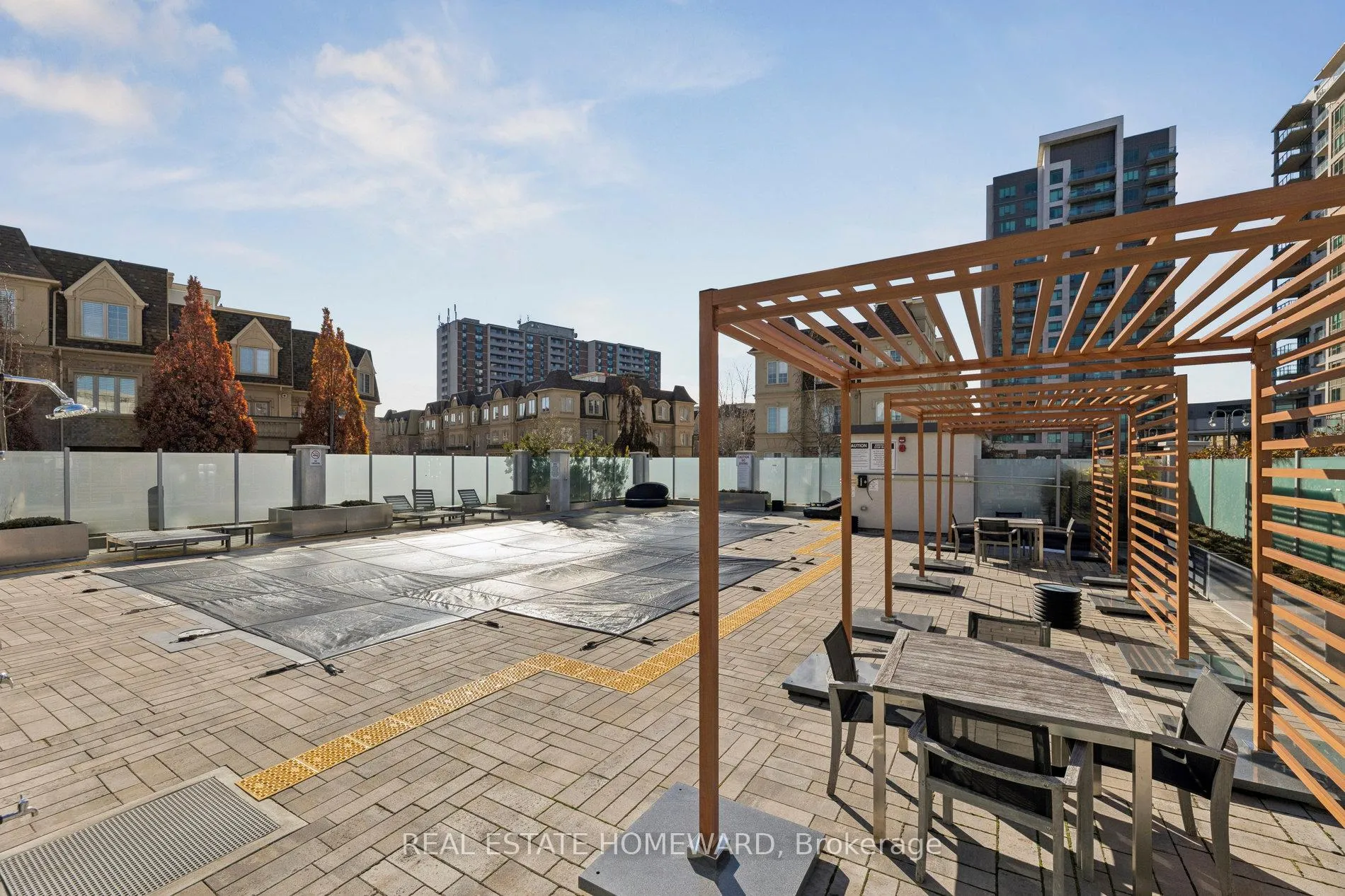 Photo 21 of Unit 21, 1245 Bayly Street, Pickering, Bay Ridges — HOMEH