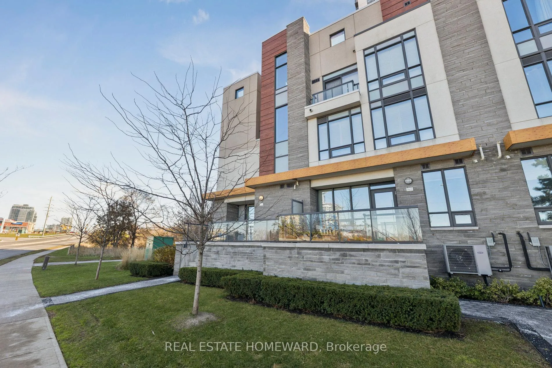 Photo 27 of Unit 21, 1245 Bayly Street, Pickering, Bay Ridges — HOMEH