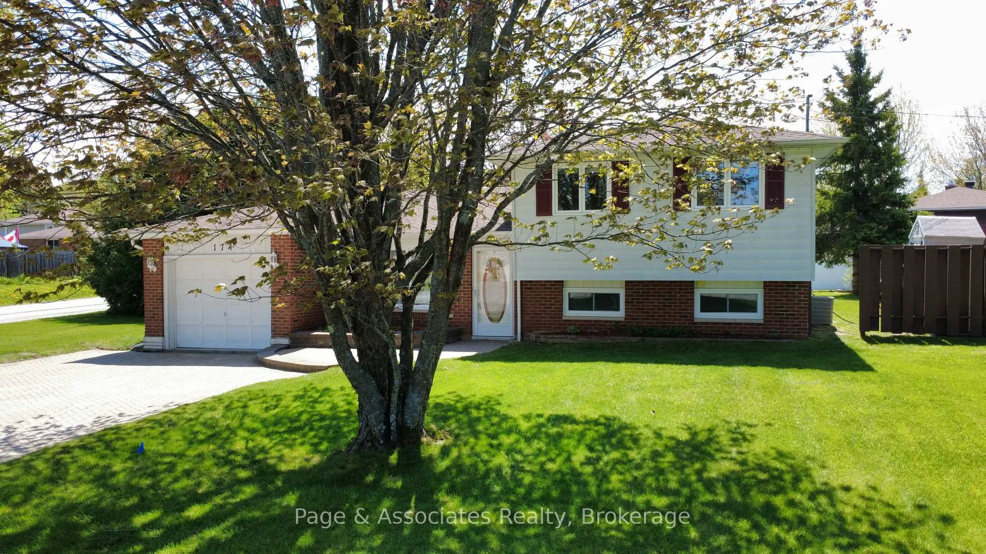 Photo 23 of 174 Bourgault Street, West Nipissing, Sturgeon Falls — HOMEH