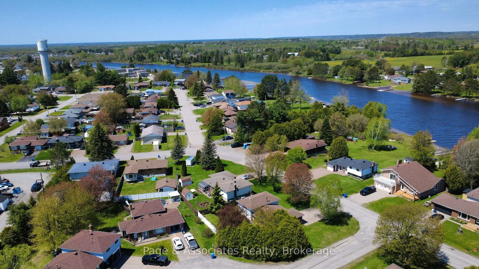 Photo 26 of 174 Bourgault Street, West Nipissing, Sturgeon Falls — HOMEH