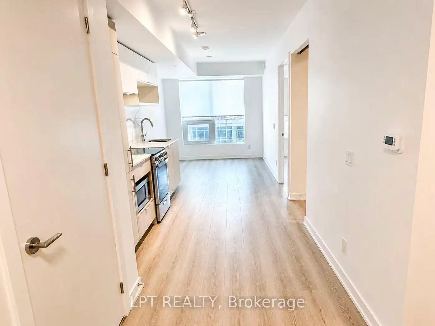 Photo 5 of Unit 1608, 100 Queen Street E, Toronto, Church-Yonge Corridor — HOMEH