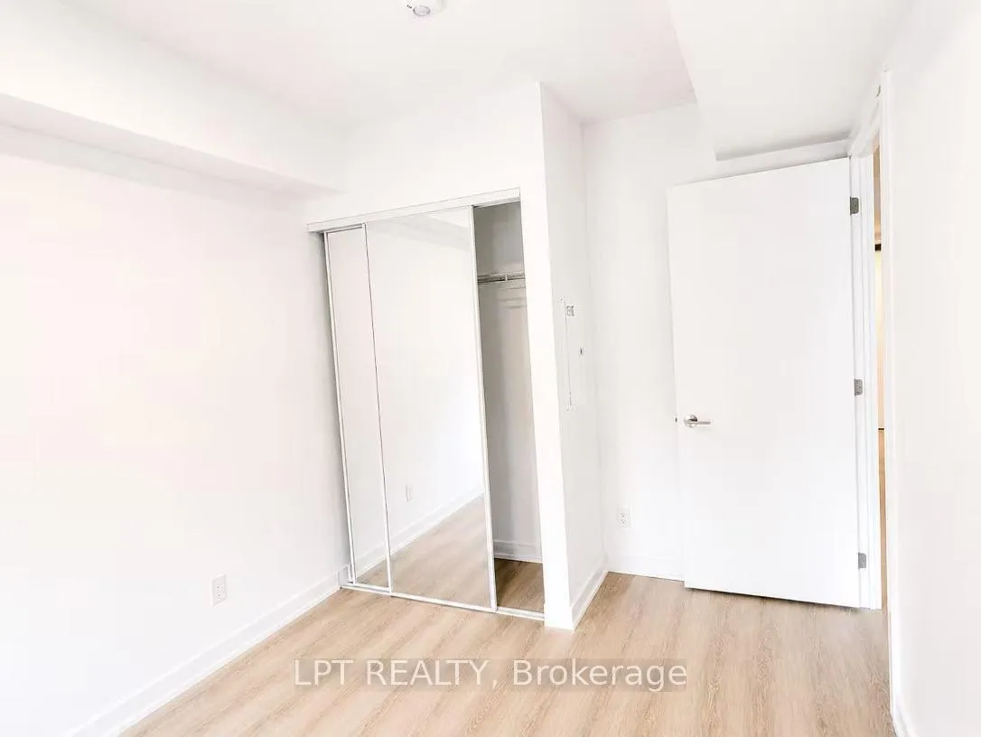 Photo 12 of Unit 1608, 100 Queen Street E, Toronto, Church-Yonge Corridor — HOMEH