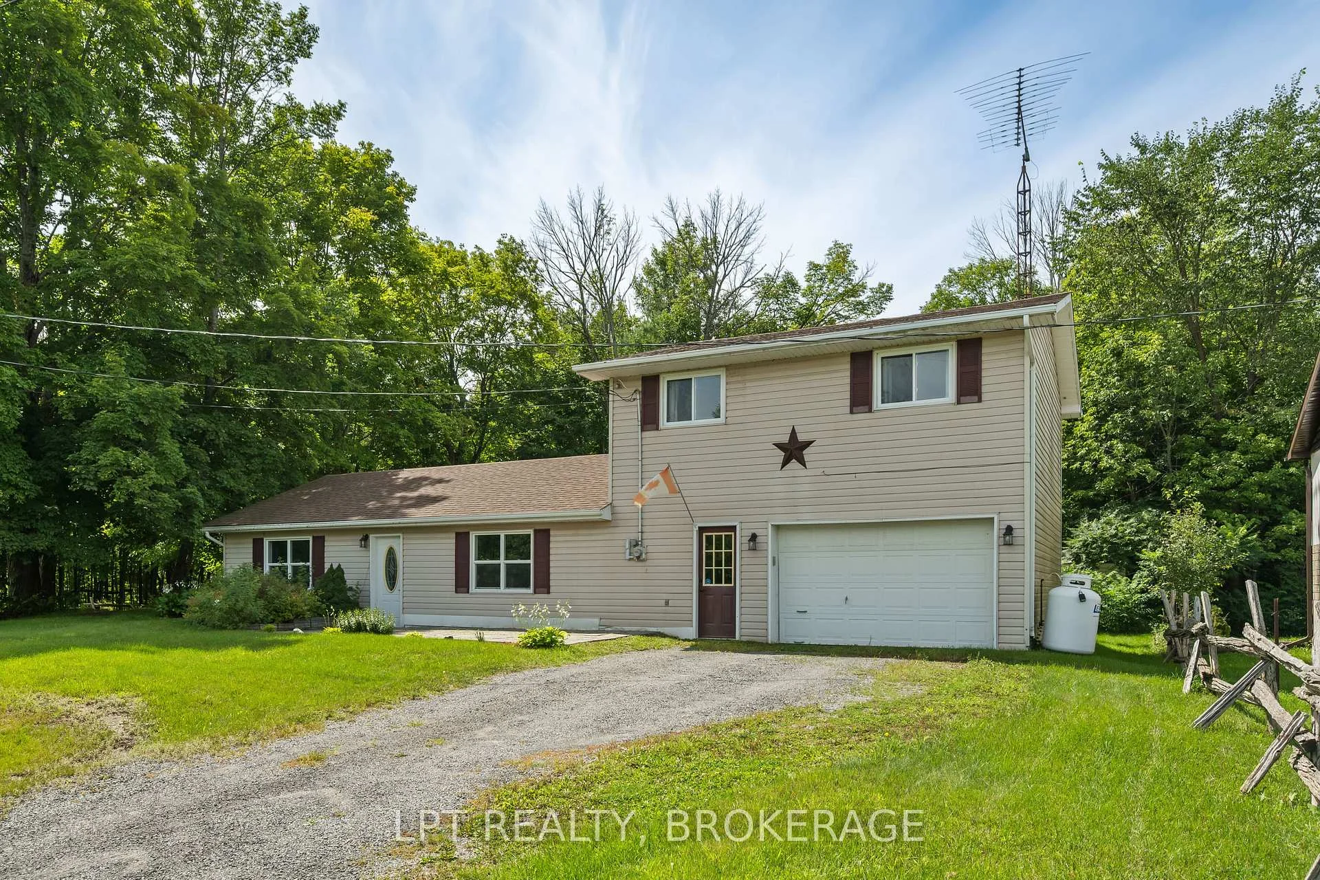 Photo 36 of 10551 Hwy 38, Frontenac, Frontenac Centre — HOMEH